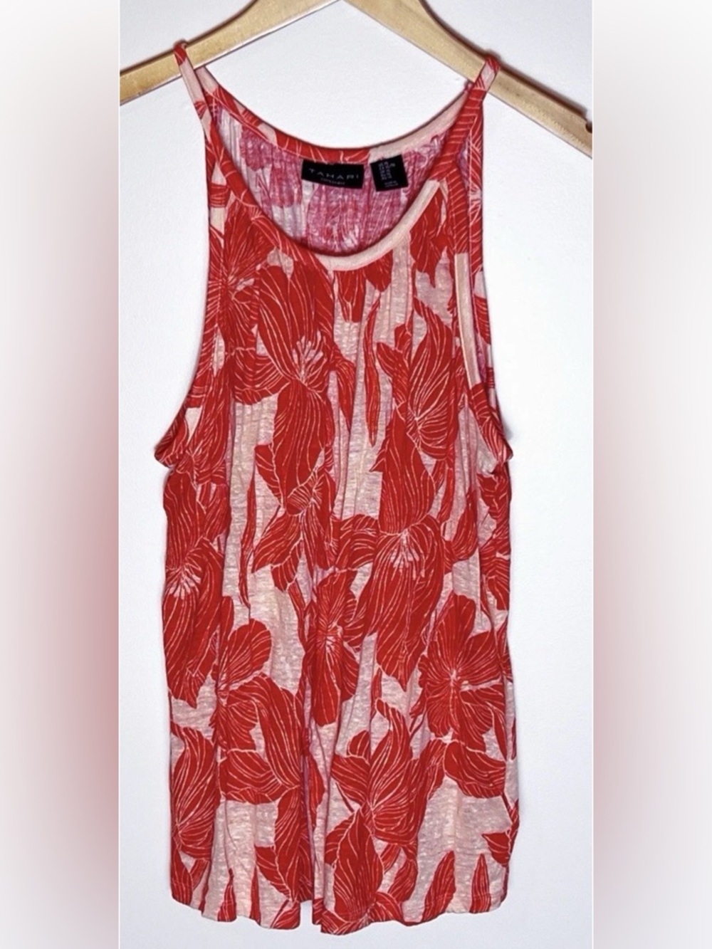 Tahari Coral-Red Floral Scoop Neck Tank